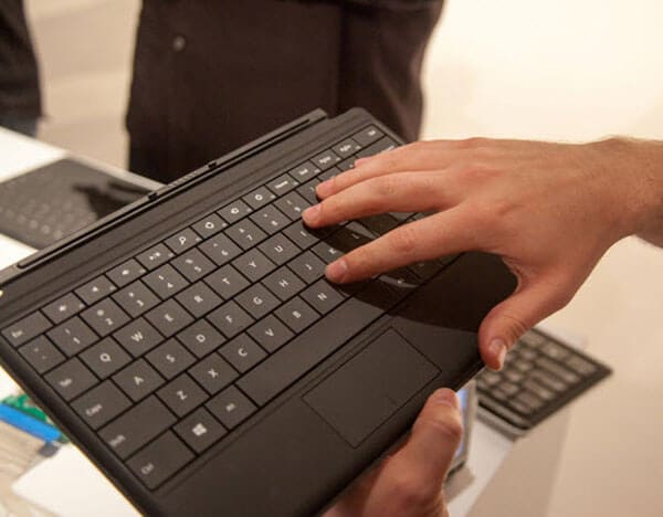 Bàn phím Surface Pro 5