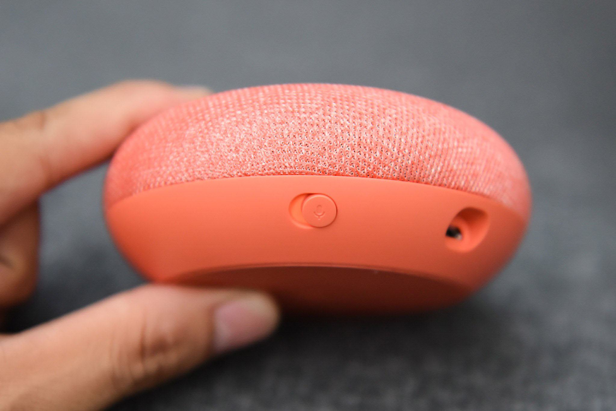 Google Home Mini: loa tích hợp trợ lý ảo, tra cứu đa năng 5