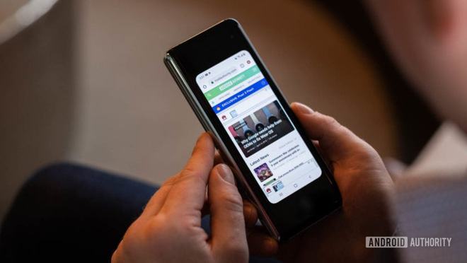 Đây là cách Samsung sửa lỗi cho smartphone màn hình gập Galaxy Fold 2