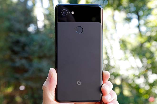 Review Google Pixel 3: Thiết kế vừa lòng bàn tay, mọi thao tác trở nên dễ dàng hơn