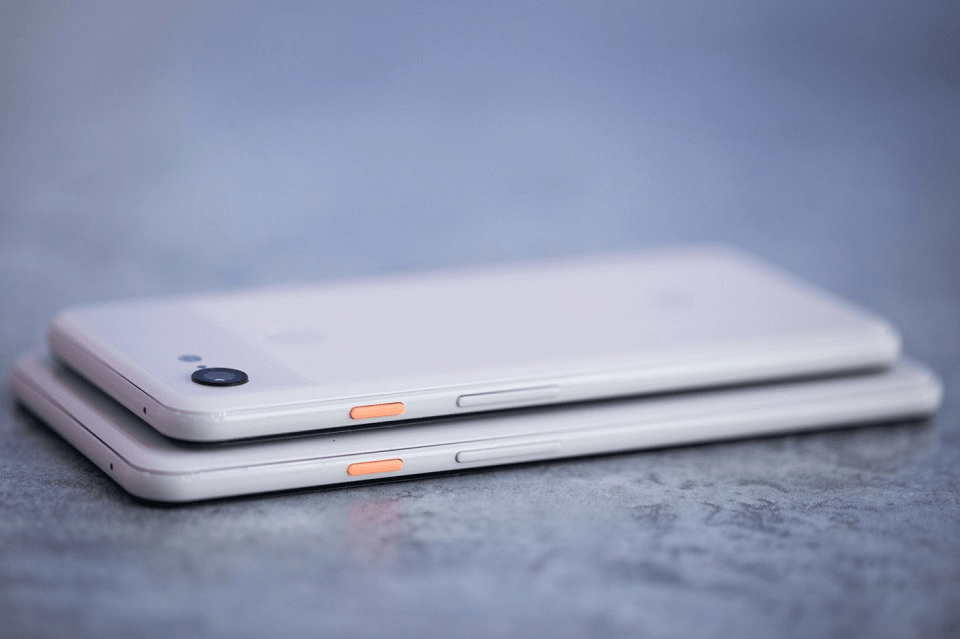 Liệu có đáng bỏ thêm tiền để mua Google Pixel 3 thay vì Google Pixel 2 1 Sự khác nhau về kích thước của Google Pixel 3 và Google Pixel 2