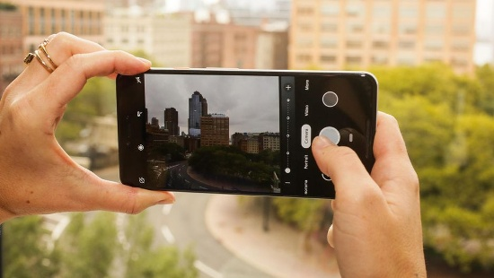 Liệu có đáng bỏ thêm tiền để mua Google Pixel 3 thay vì Google Pixel 2 5 Khả năng chụp ảnh Selfie góc rộng