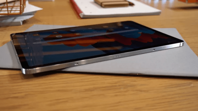 Samsung Galaxy Tab S7 có dung lượng pin 8.000 mAh. (Hình ảnh: TechRadar)