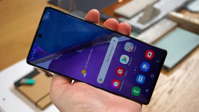 Màn hình Samsung Galaxy Note 20 lớn hơn so với Note 10 (Hình ảnh: TechRadar)
