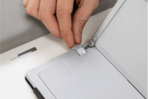 Nên mua cấu hình nào ở Surface Pro 7 Plus 15