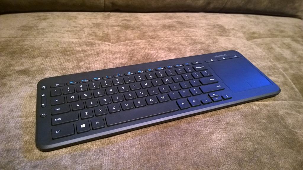 Bàn phím Microsoft không dây Màu Đen Wireless Media All-in-one 9