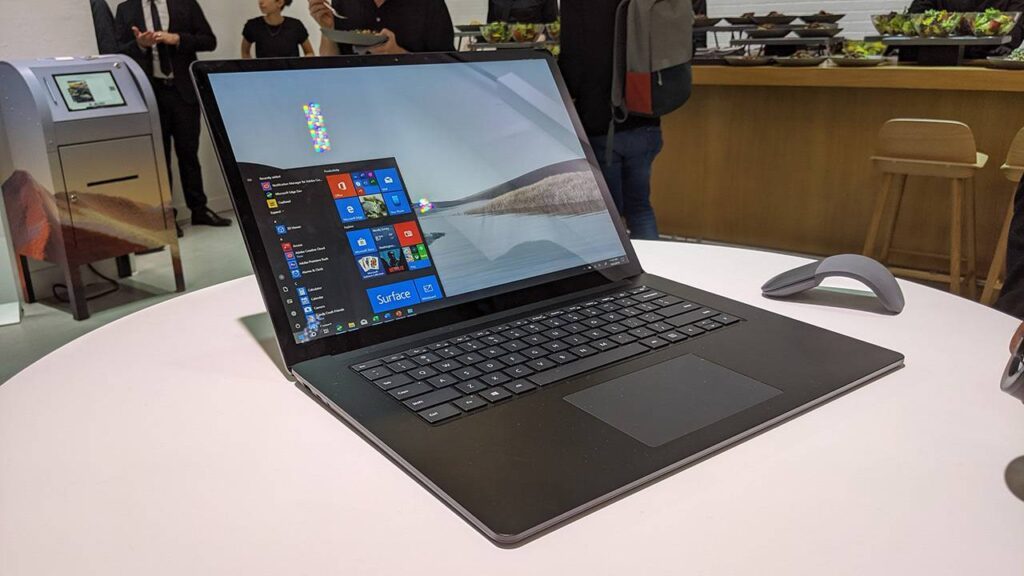 Chọn Laptop Surface Làm Việc Tại Nhà Cho Năm 2021 4