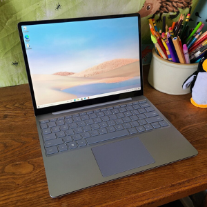 Surface Laptop Go I5 8GB 128GB Chính Hãng 24