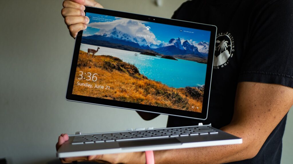Thiết kế độc đáo trên Surface Book 3