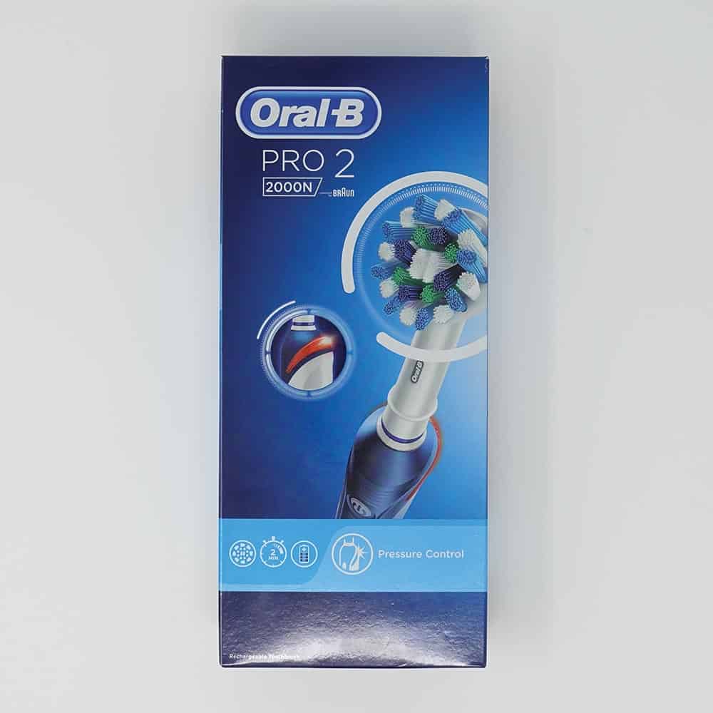 Đánh giá bàn chải điện Oral-B Pro 2 2000