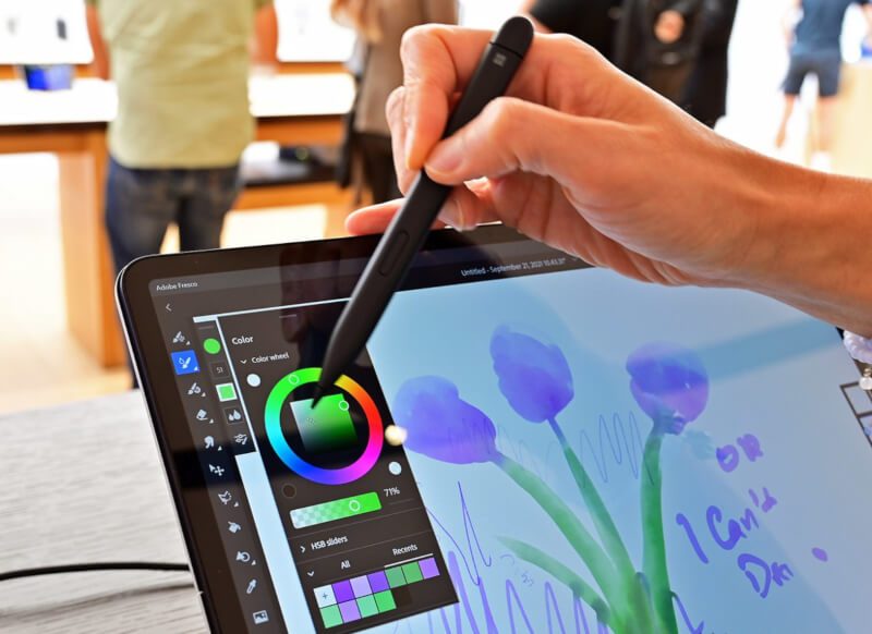 Surface Slim Pen 2 hoạt động tốt nhất với Surface Pro 8 và Surface Laptop Studio