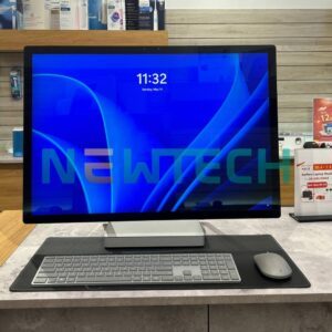 Surface Studio I7 32GB 2TB like new