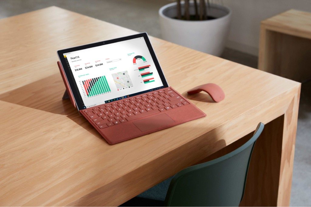 Microsoft Surface Pro 7 Plus được tích hợp tính năng nhận diện khuôn mặt tiện lợi