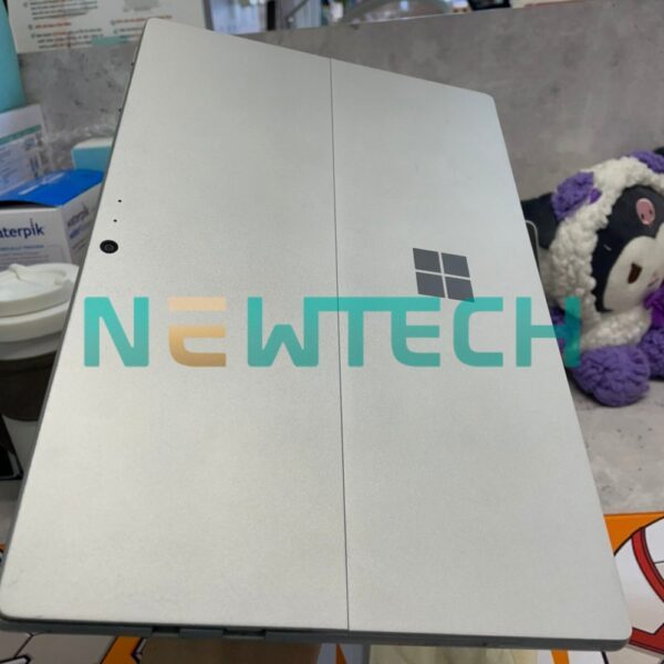 Surface Pro 5 i5 8GB 256GB like new 5