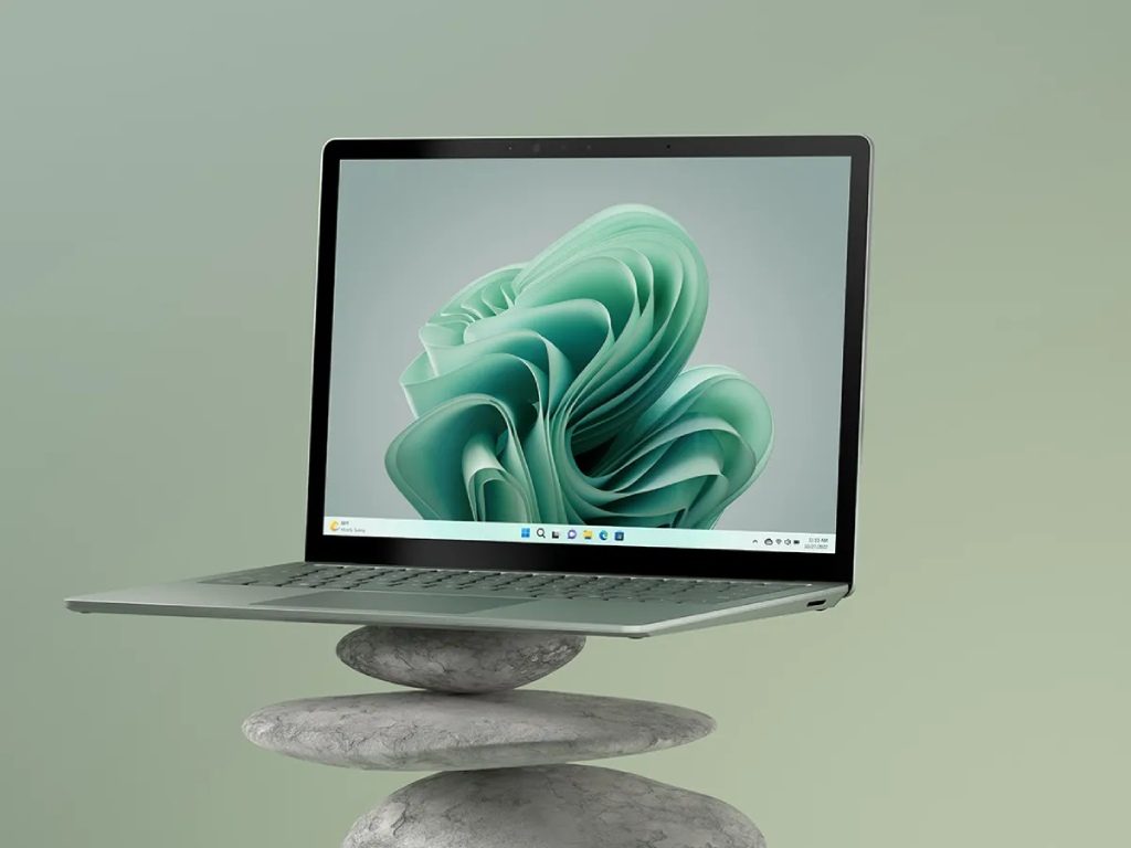 Surface Laptop 5 là phiên bản mới nhất của dòng sản phẩm