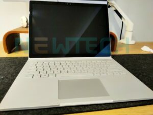 Surface Book 1 I5 8GB 256GB like new 12
