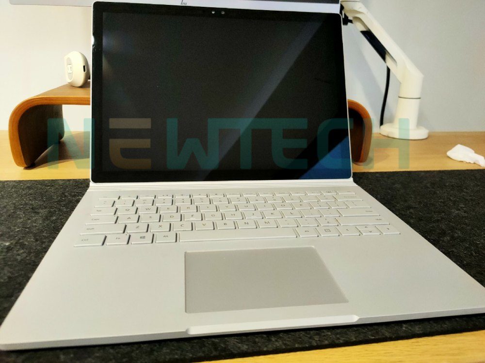 Surface Book 1 I5 8GB 256GB like new 1