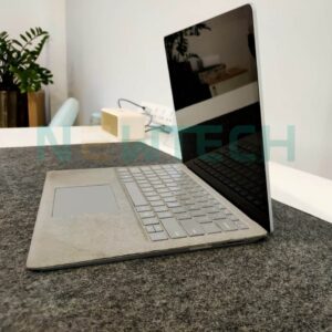 Surface Laptop 2 I5 8GB 128GB like new 5