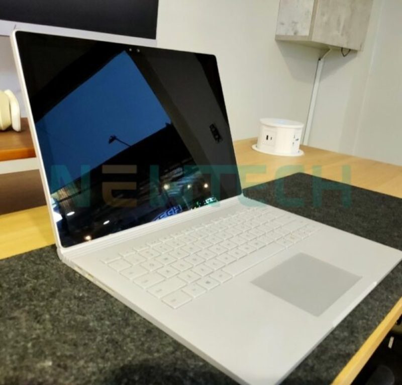 Surface Book 1 i7 8GB 256GB like new được phủ màu trắng sang trọng