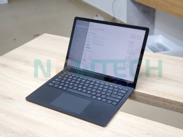 Surface Laptop 3 I5 8GB 256GB(Black) like new 3