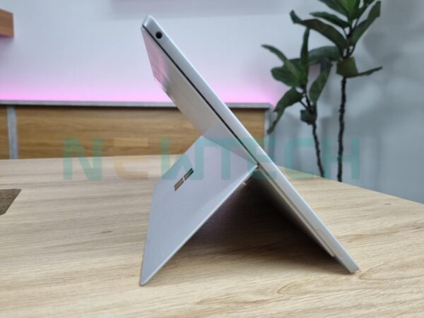 Surface Pro 7 Plus I5 8GB 256GB LTE like new 3