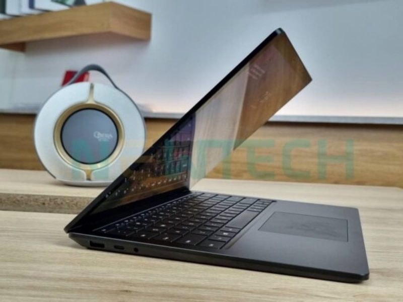 Top 7 laptop văn phòng cũ giá rẻ đáp ứng nhu cầu hàng ngày 1 Laptop văn phòng củ với thiết kế thời thượng