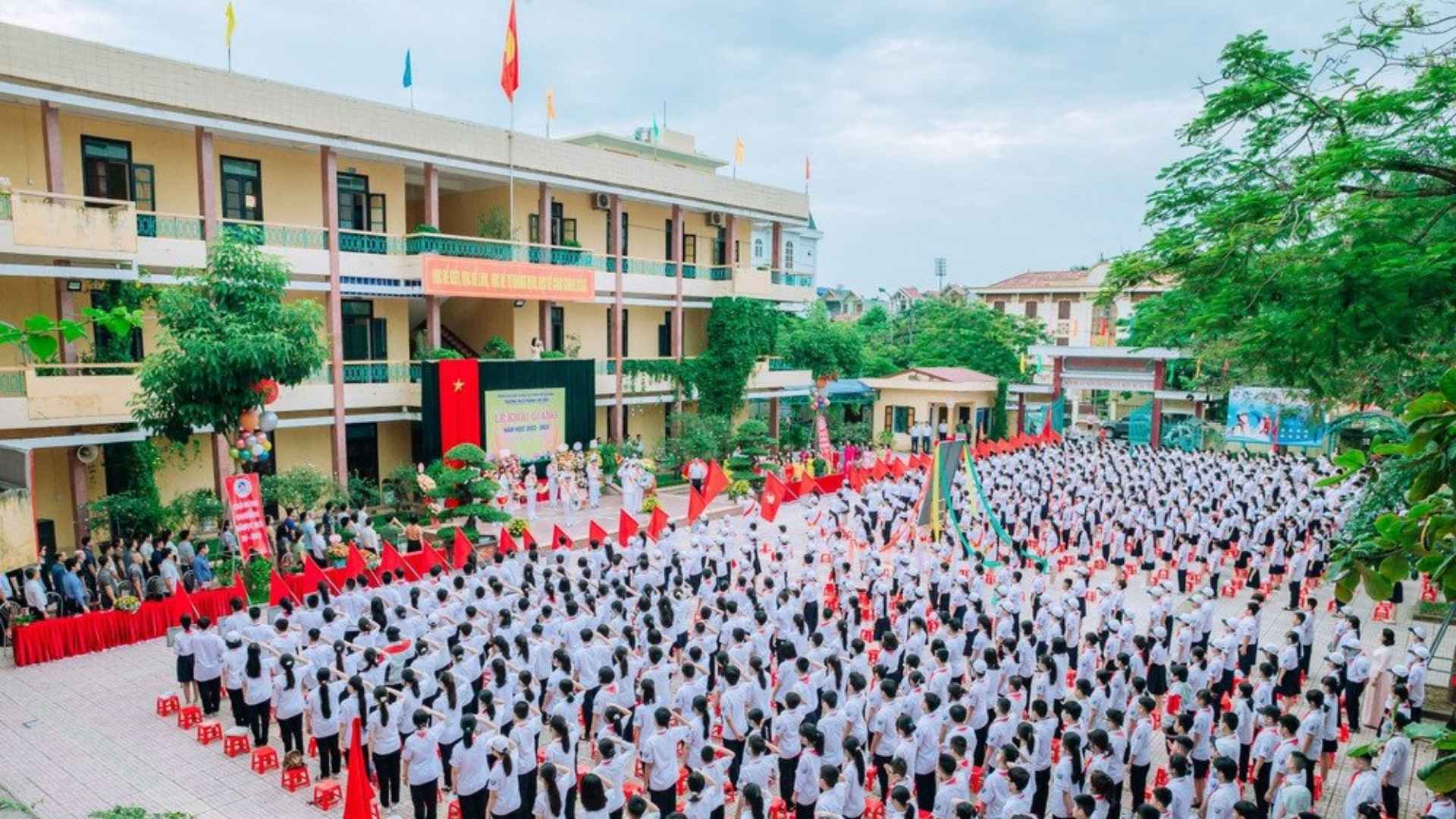 Back to School là gì? Học sinh, sinh viên cần chuẩn bị những gì?