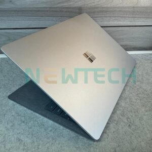 Surface Laptop 4 Ryzen5 8GB 256GB(Platinum) like new 15