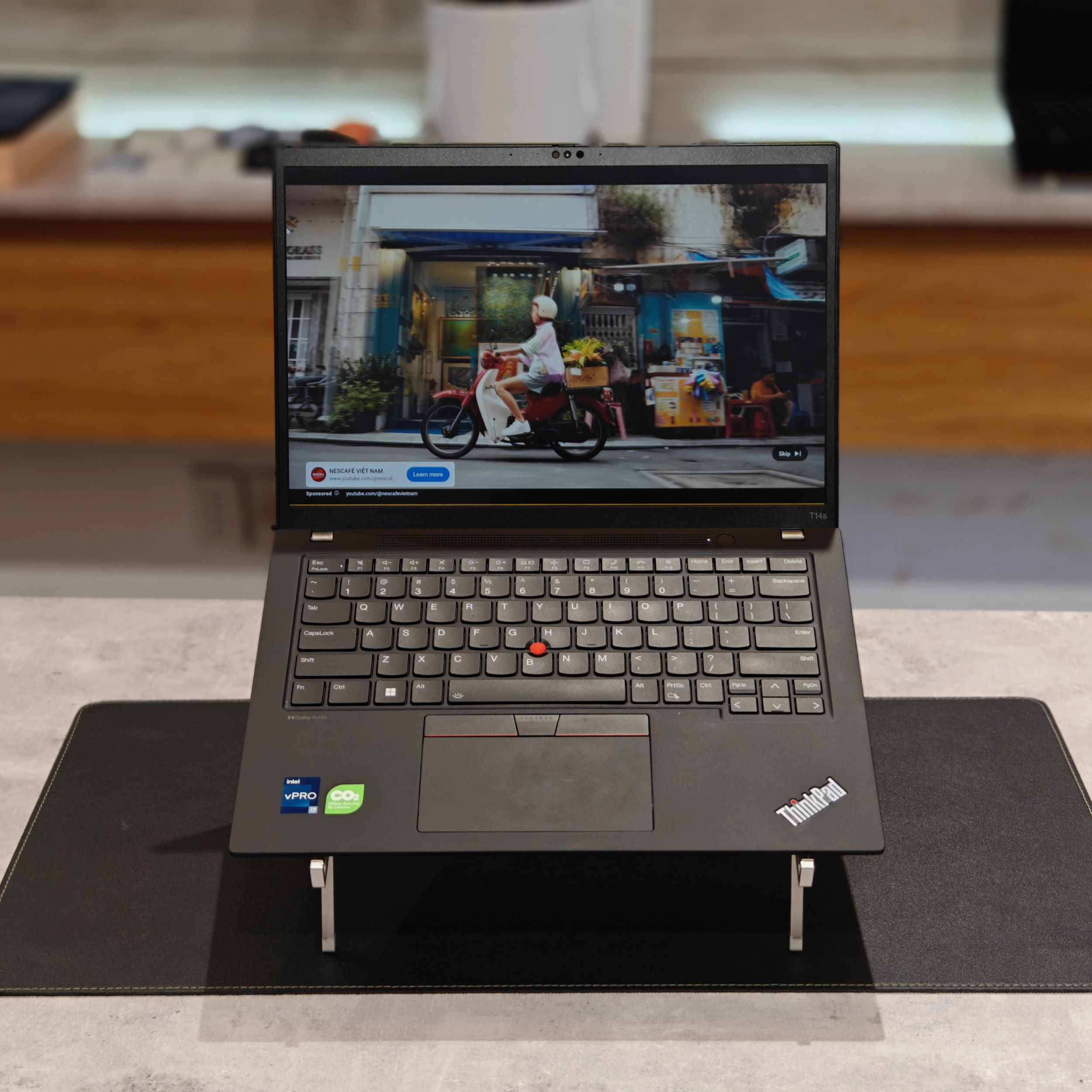 Lenovo ThinkPad T14s Gen 4 – 14″ Intel core i5-13th/16GB/256GB/WUXGA
