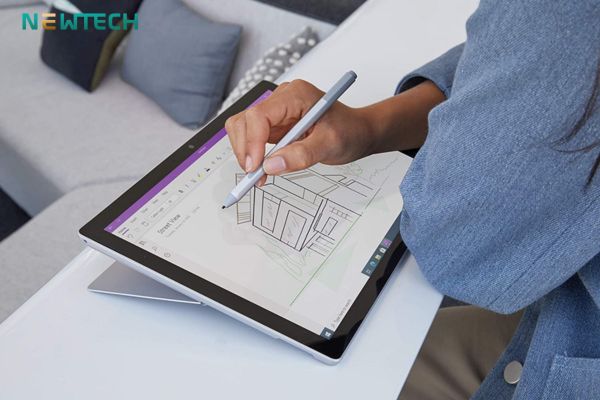 Surface Pro 7 Plus có cấu hình mạnh mẽ, có thể làm đồ họa cơ bản