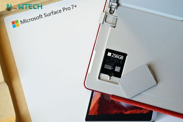 Surface Pro 7 Plus người dùng có thể tự nâng cấp thẻ nhớ