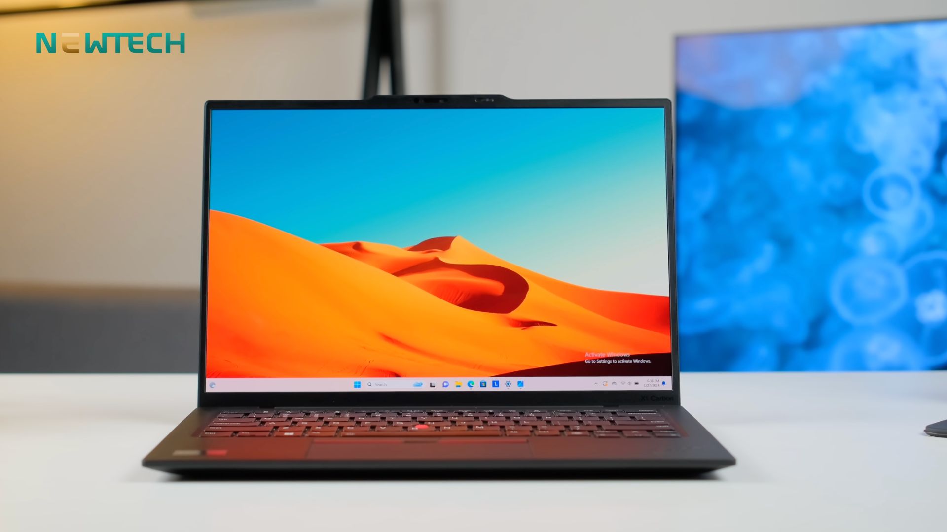 Đánh giá ThinkPad X1 Carbon Gen 12 - Sự nâng cấp đáng giá hay chỉ là một bước đi an toàn? 2 Đánh giá ThinkPad X1 Carbon Gen 12 – Sự nâng cấp đáng giá hay chỉ là một bước đi an toàn?