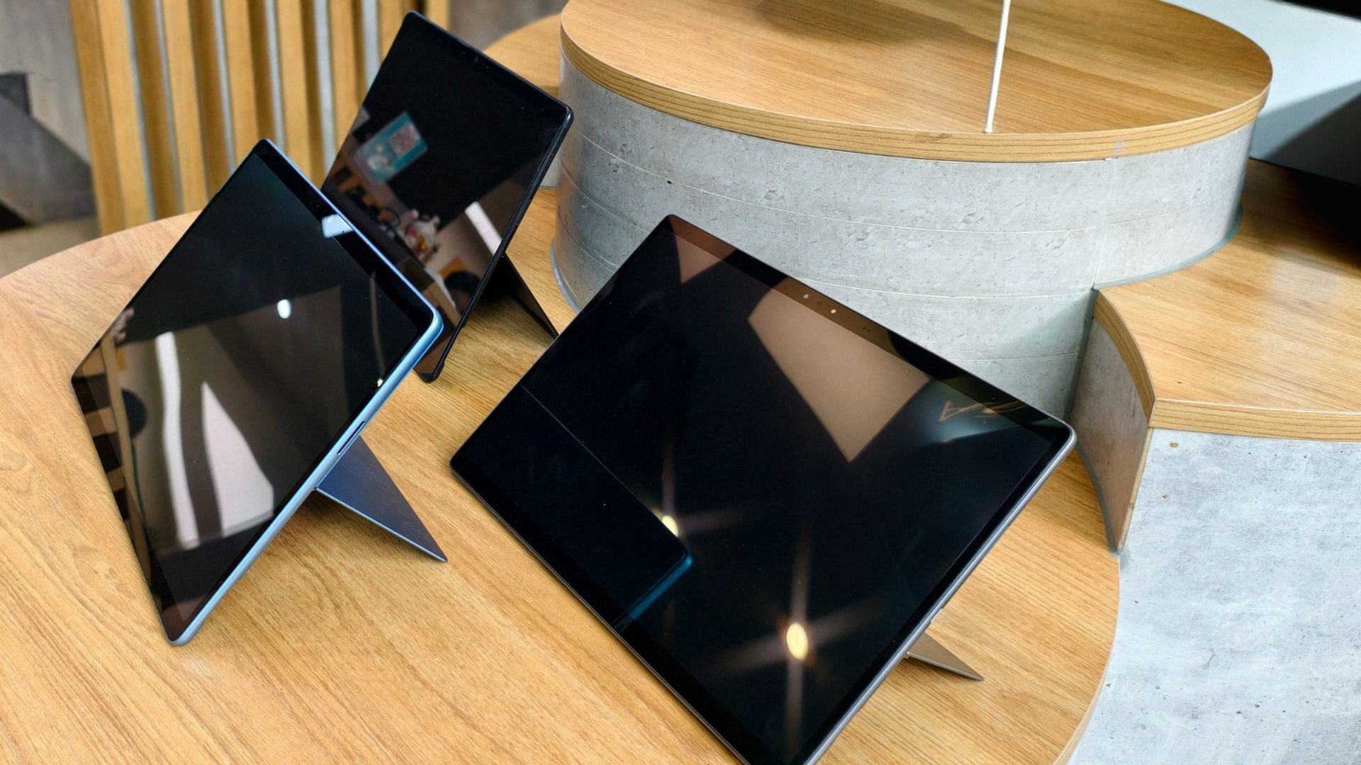 Surface Pro 11 - Intel Core Ultra 5-238V 32GB 512GB 16 Surface Pro 11 – Intel Core Ultra 5-238V 32GB 512GB