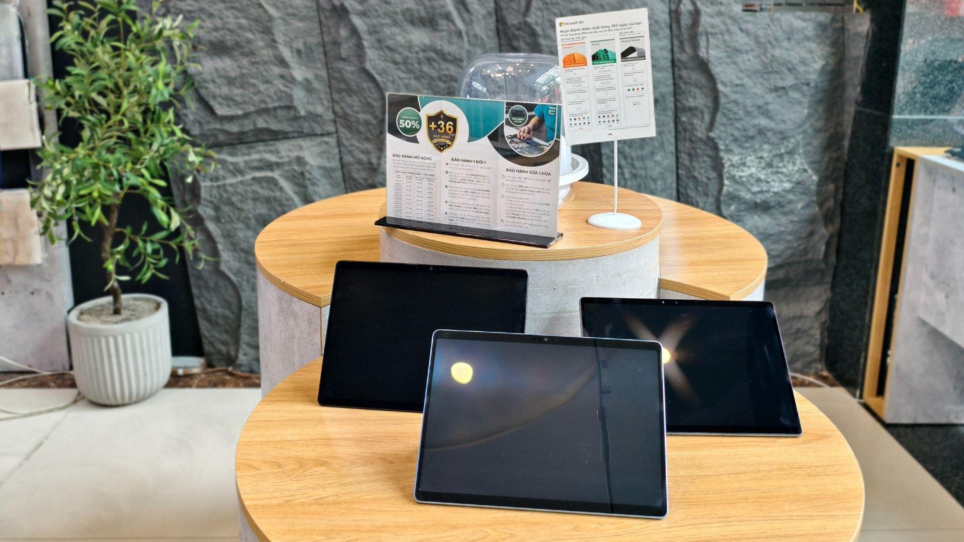 Surface Laptop 7 13.8 – Intel Core Ultra 7-266V 16GB 256GB