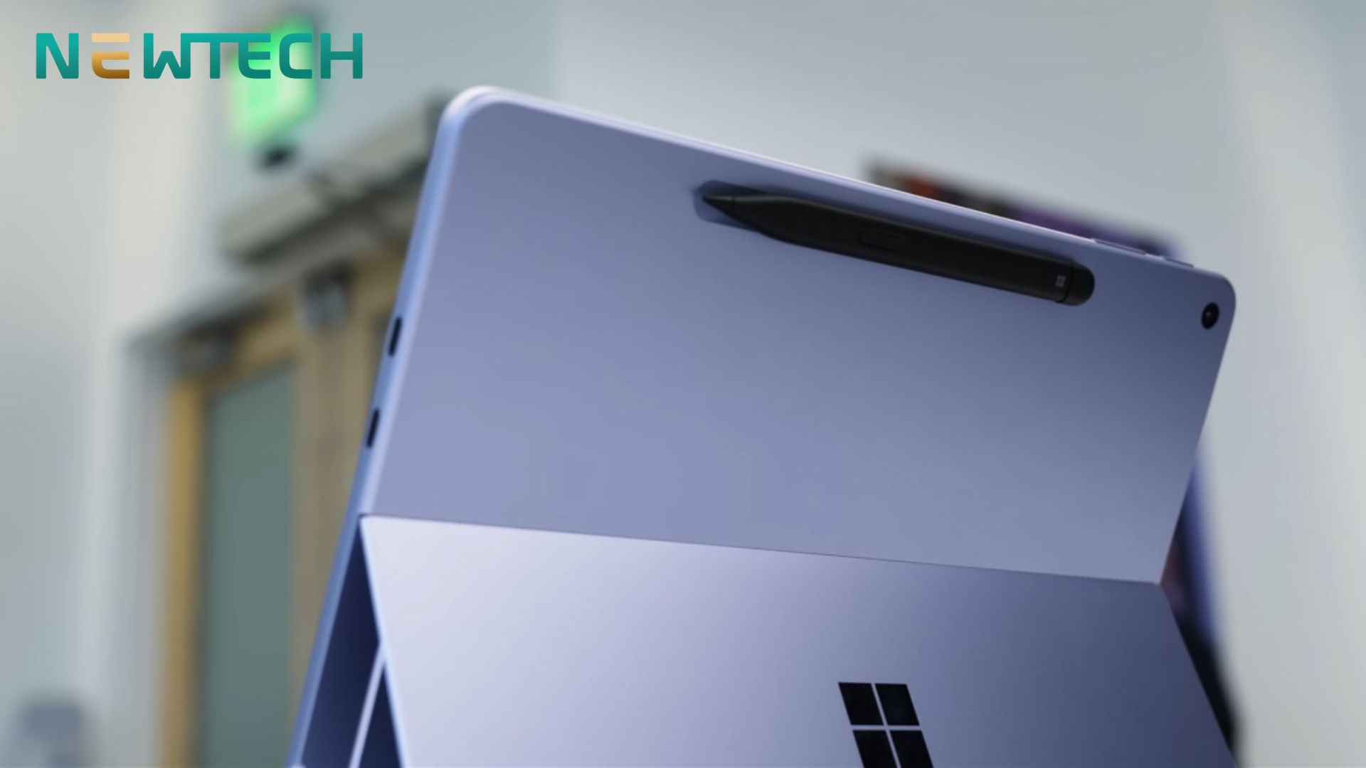 So sánh Surface Pro 12 inch và Surface Pro 11: Chọn mẫu nào “đáng tiền” hơn năm 2025? 11 So sánh Surface Pro 12 inch và Surface Pro 11: chọn mẫu nào “đáng tiền” hơn năm 2025?