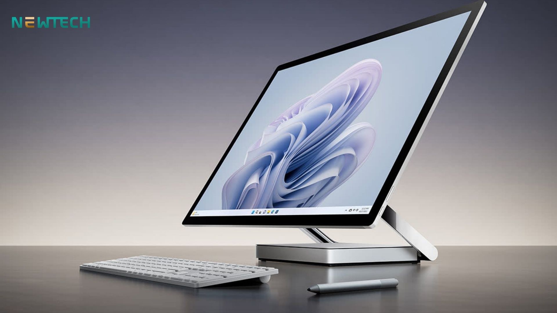 Surface là gì? Cùng NewTech tìm hiểu dòng sản phẩm cao cấp đến từ nhà Microsoft