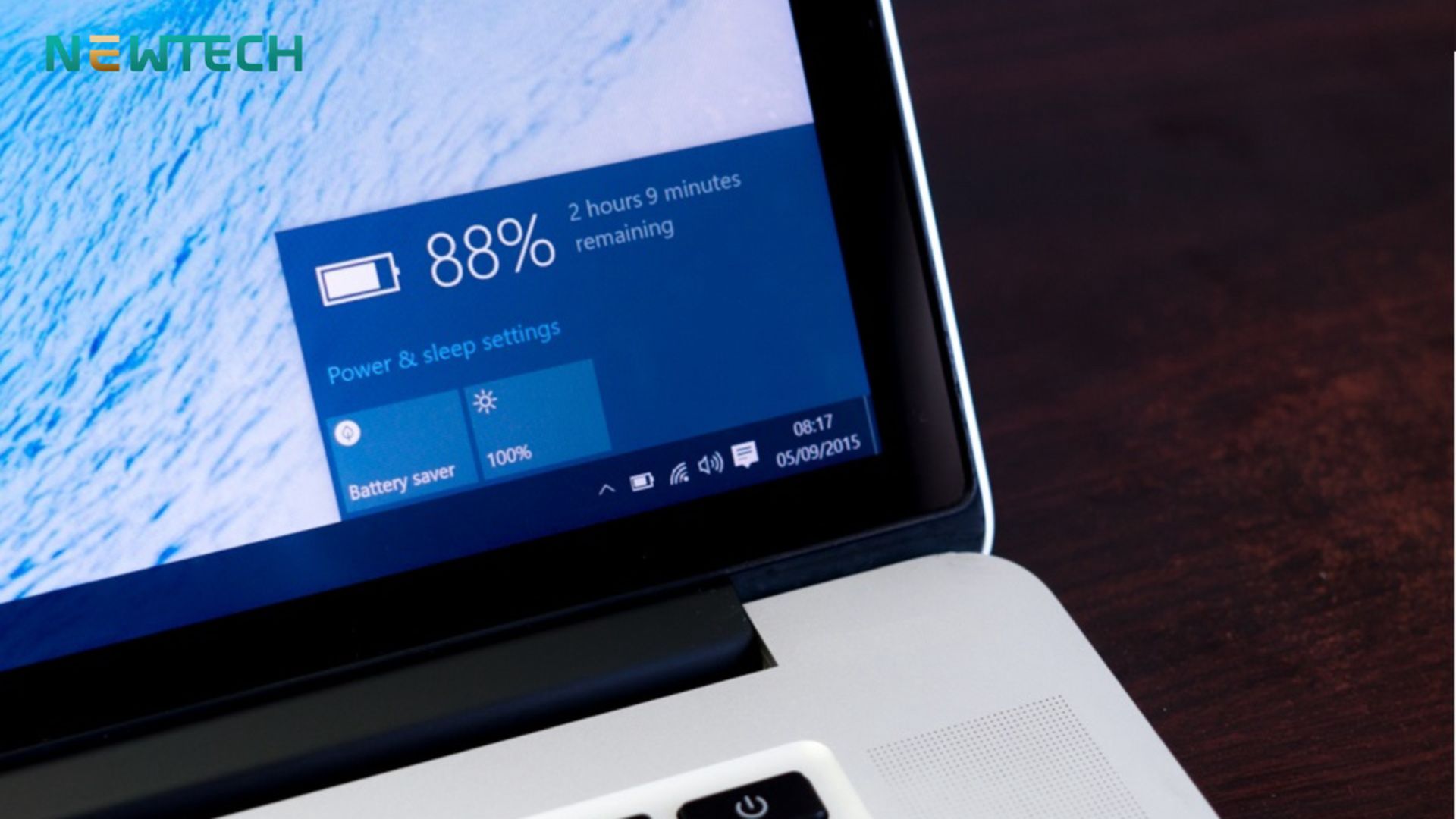 Kinh nghiệm mua laptop văn phòng 2025: Cần gì ngoài cấu hình?
