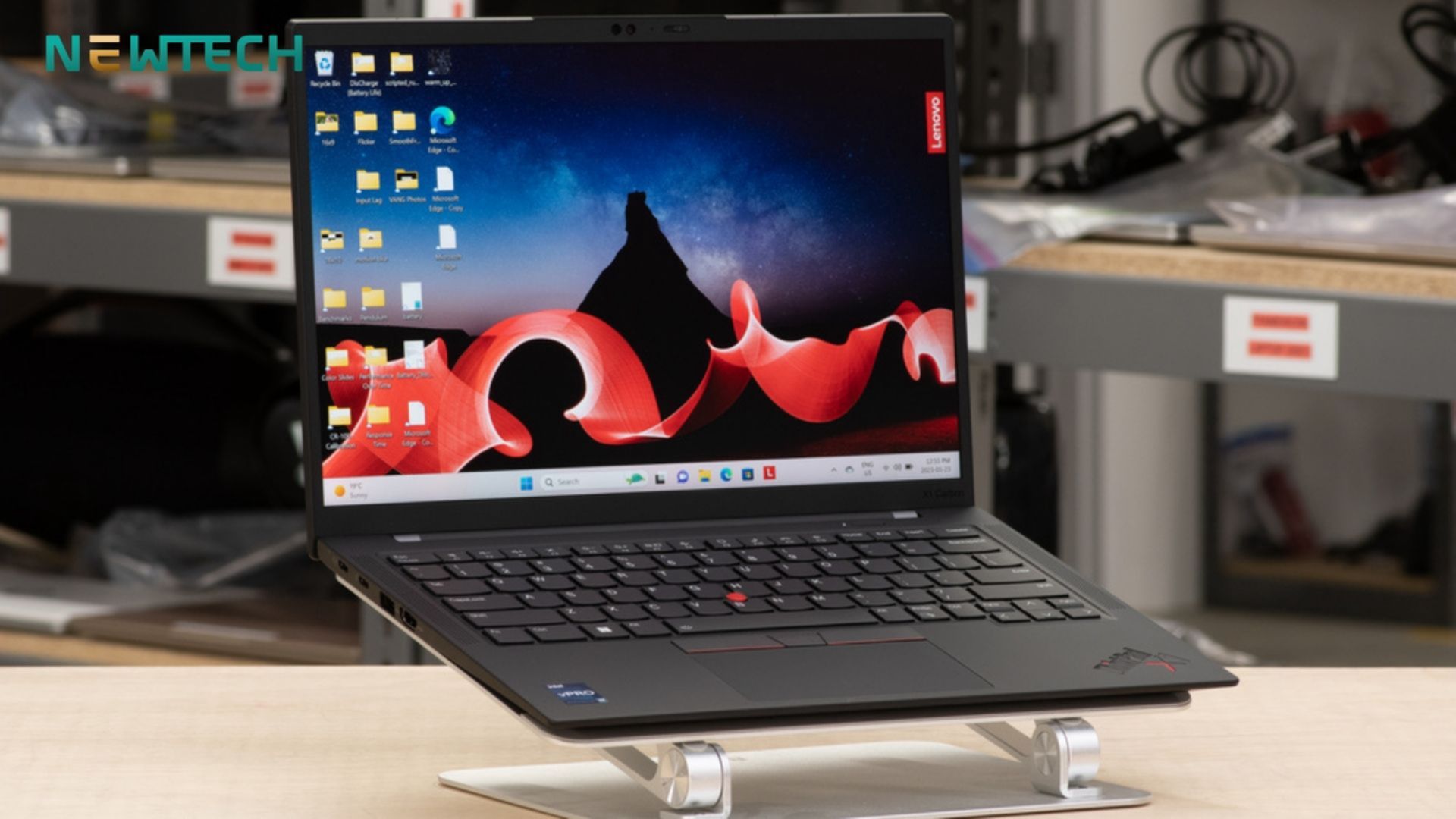 Laptop cho dân văn phòng nổi bật: Lựa Chọn Tốt Nhất 2025
