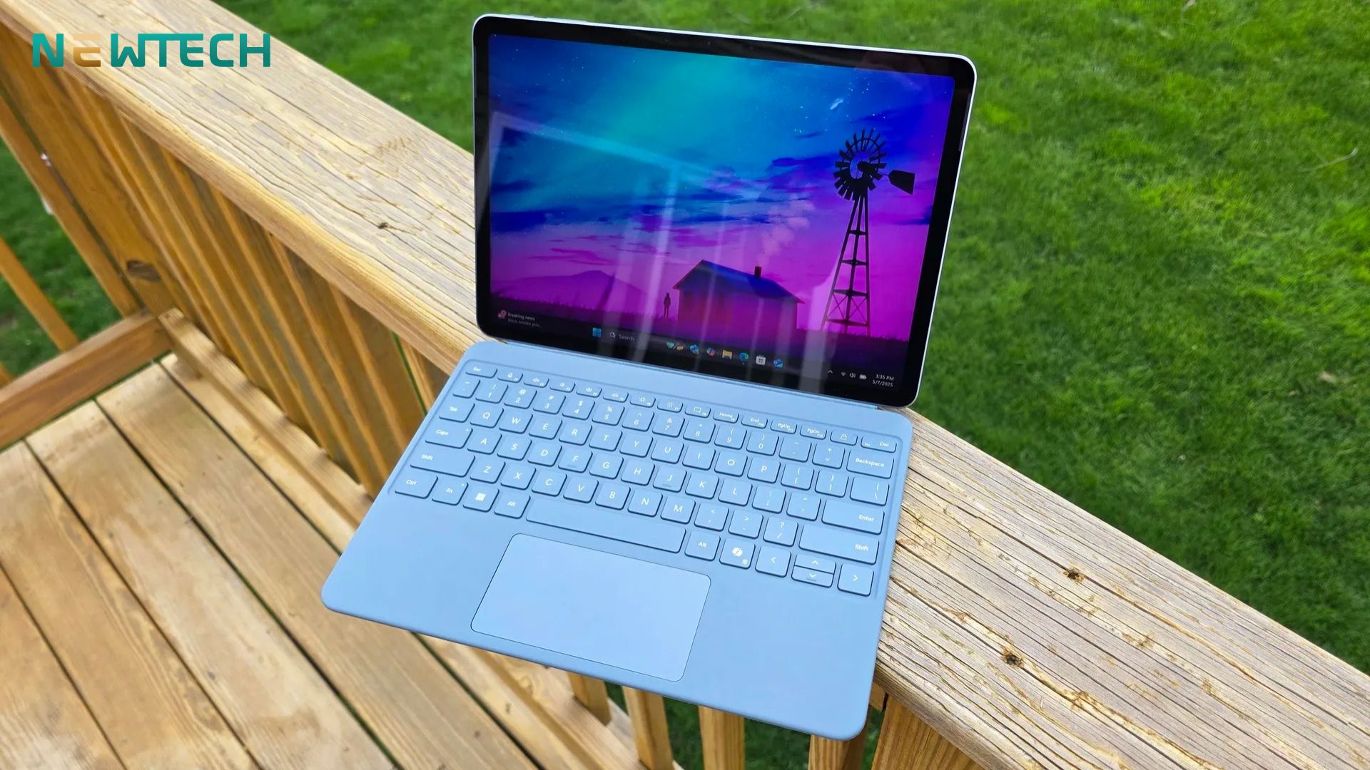 Trên tay Surface Pro 12 inch 2025: Đổi mới đi kèm với tinh gọn