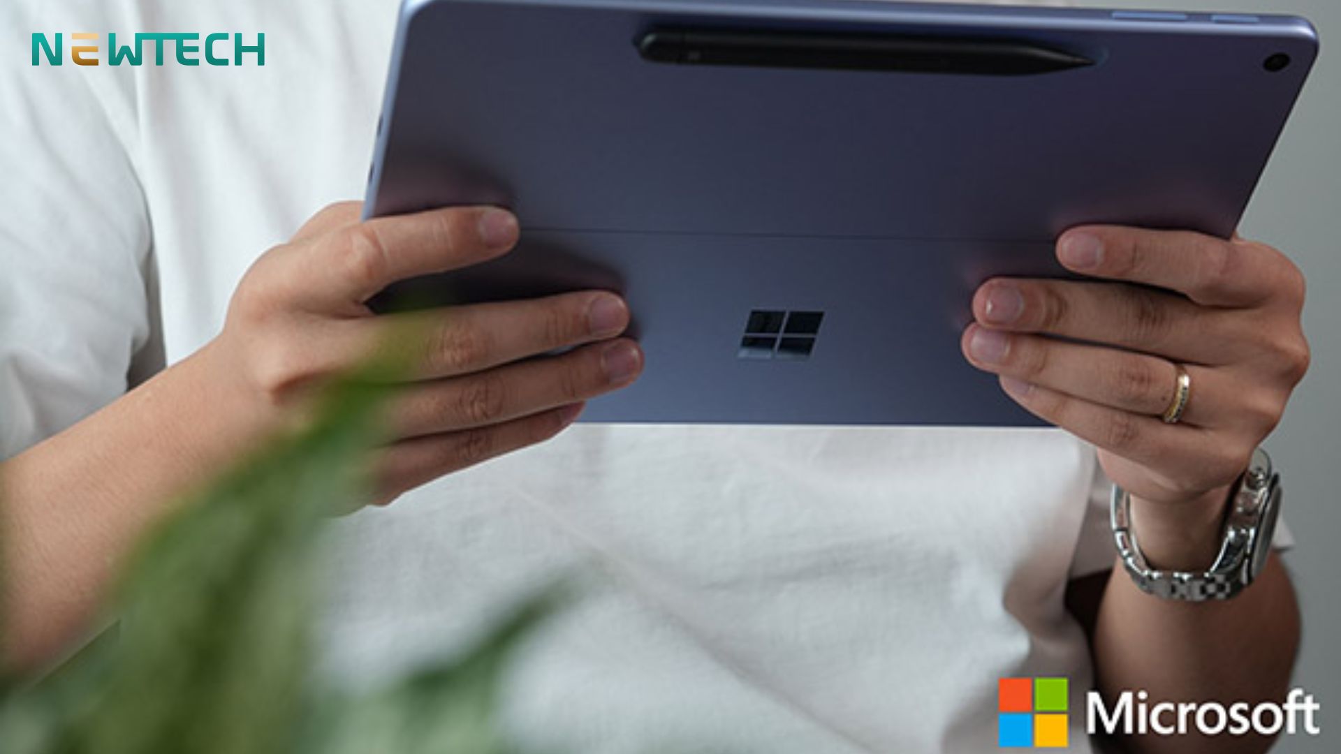 Trên tay Surface Pro 12 inch 2025: Đổi mới đi kèm với tinh gọn