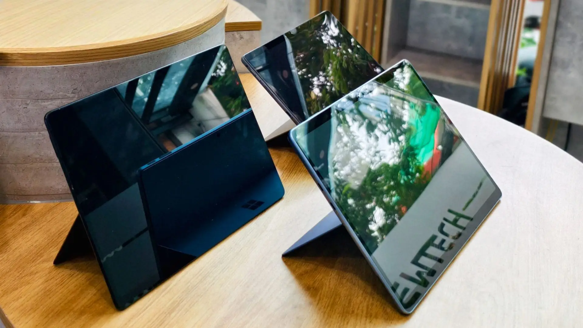 LCD và OLED của Surface Pro 11 – đâu là sự lựa chọn phù hợp cho bạn?