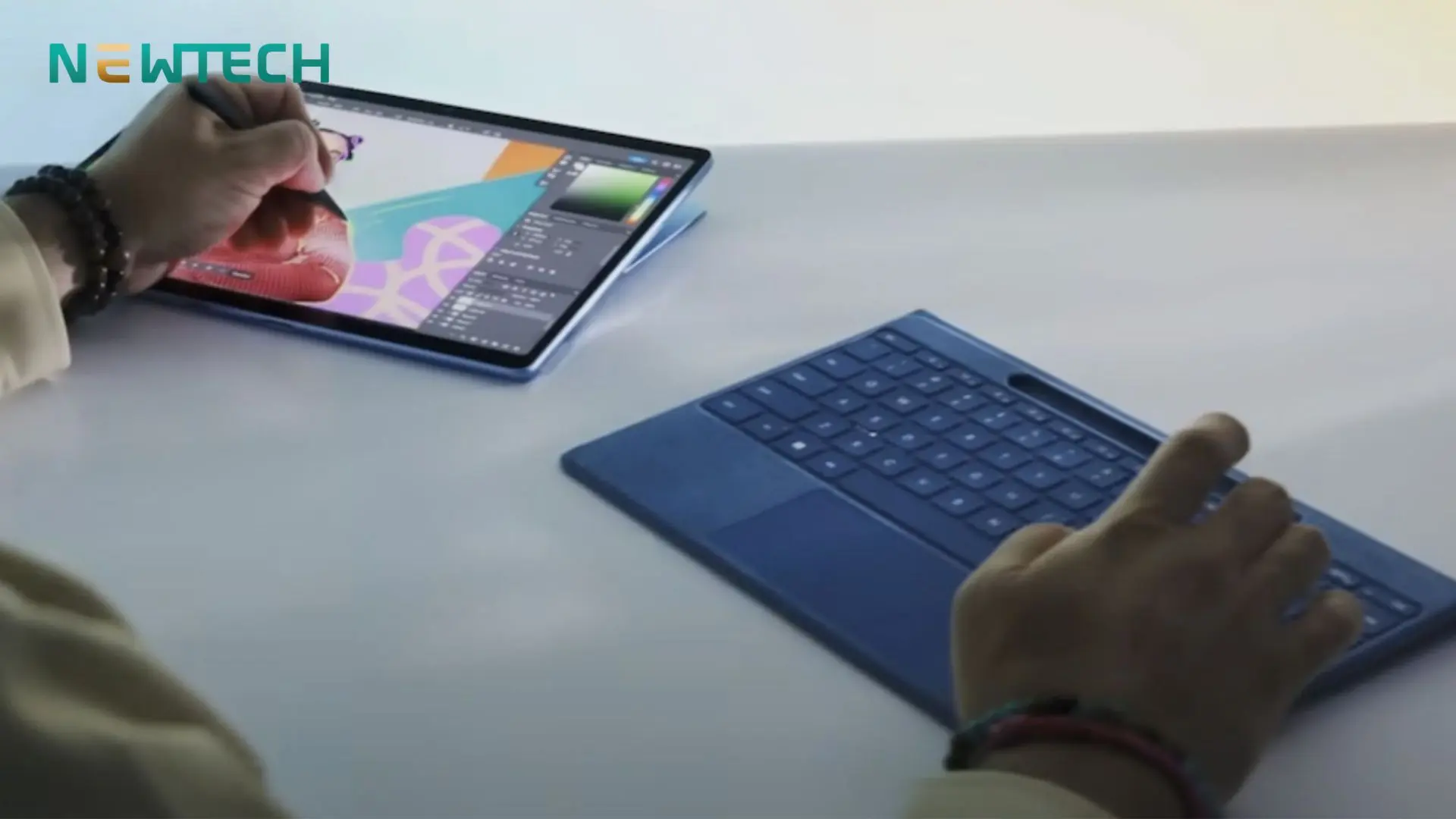 Surface Pro 12 inch và Surface Laptop 13 inch – Chọn máy nào sẽ phù hợp hơn? 6 Khả năng sử dụng linh hoạt dựa vào bộ phụ kiện đi kèm của Surface Pro 12 inch