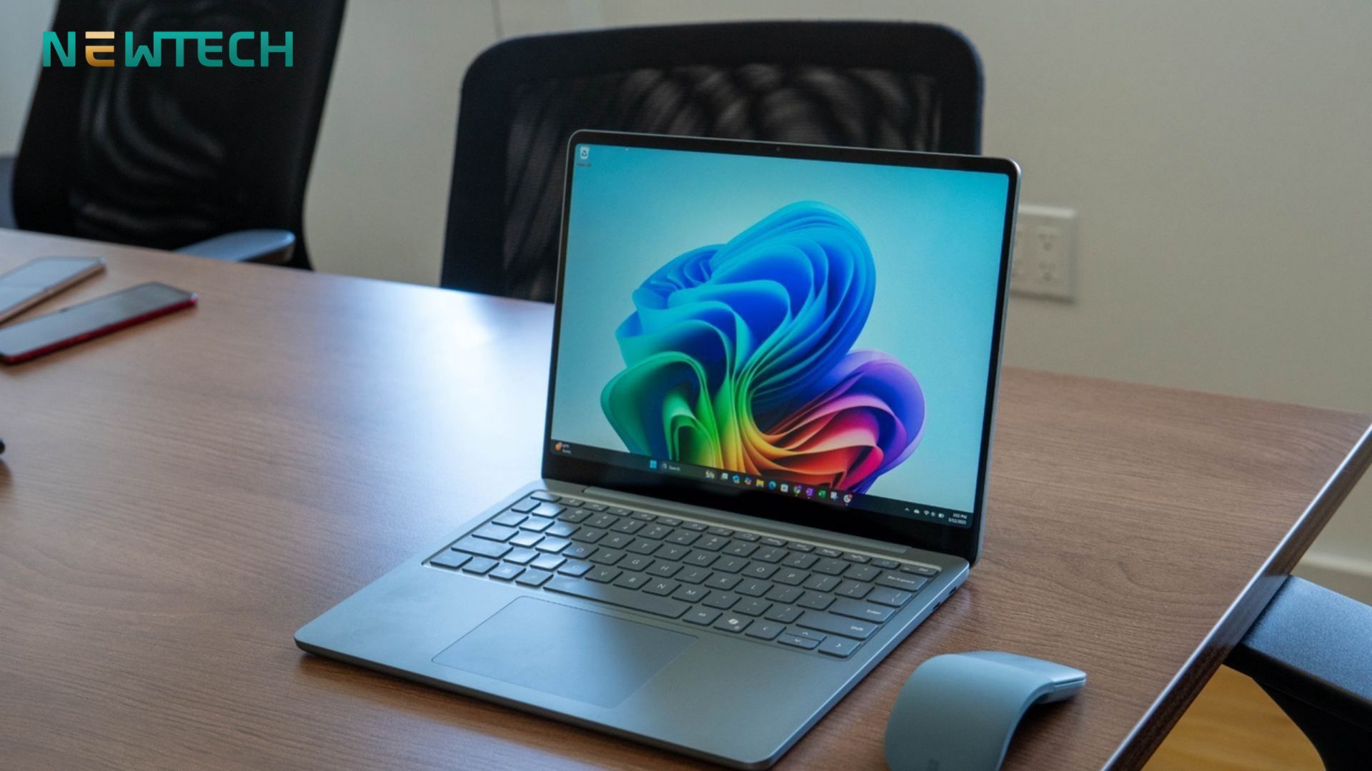 Camera và âm thanh chất lượng cao của Surface Laptop 7