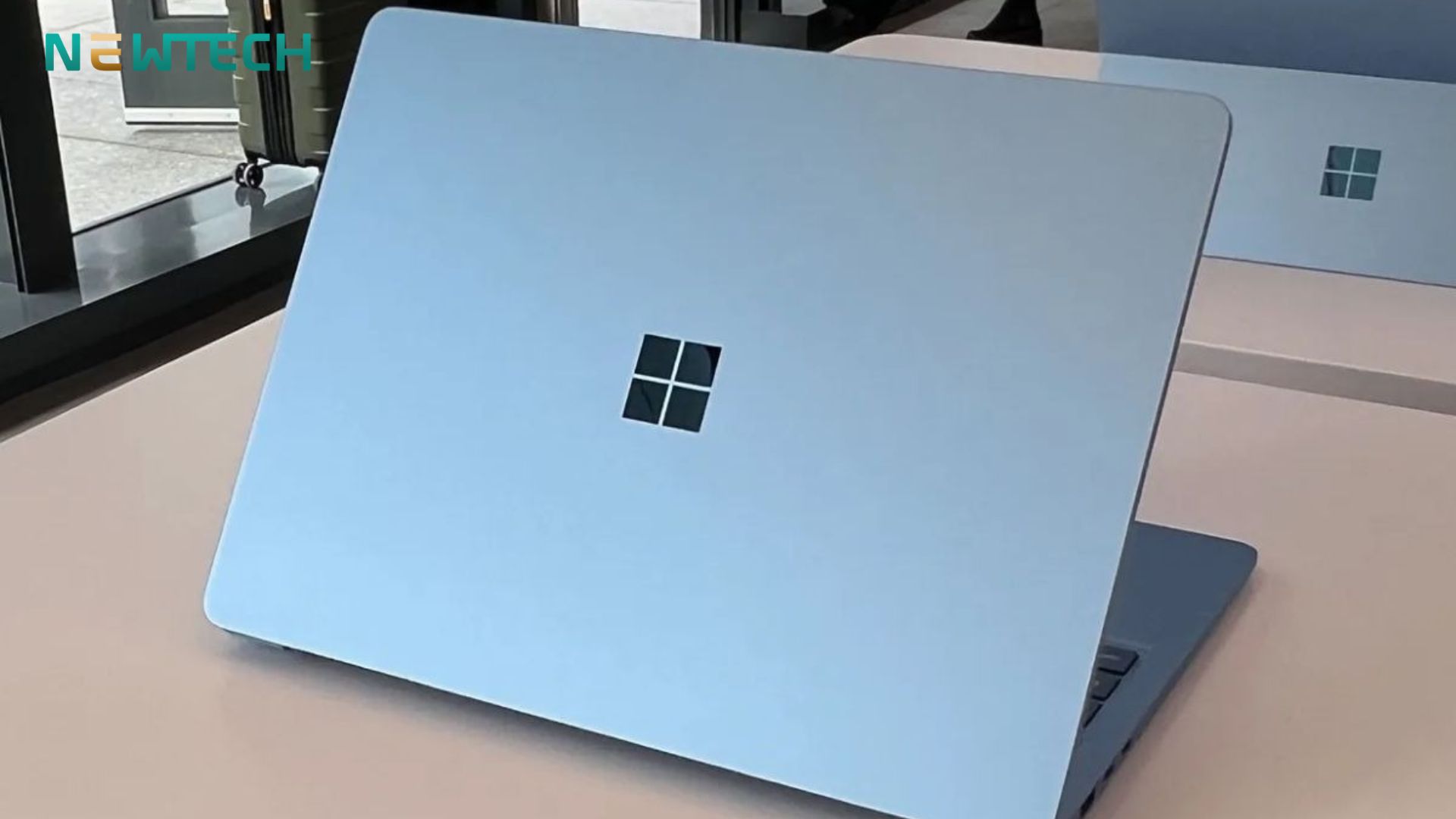 Bảo mật dữ liệu tối ưu của Surface Laptop 7 2024