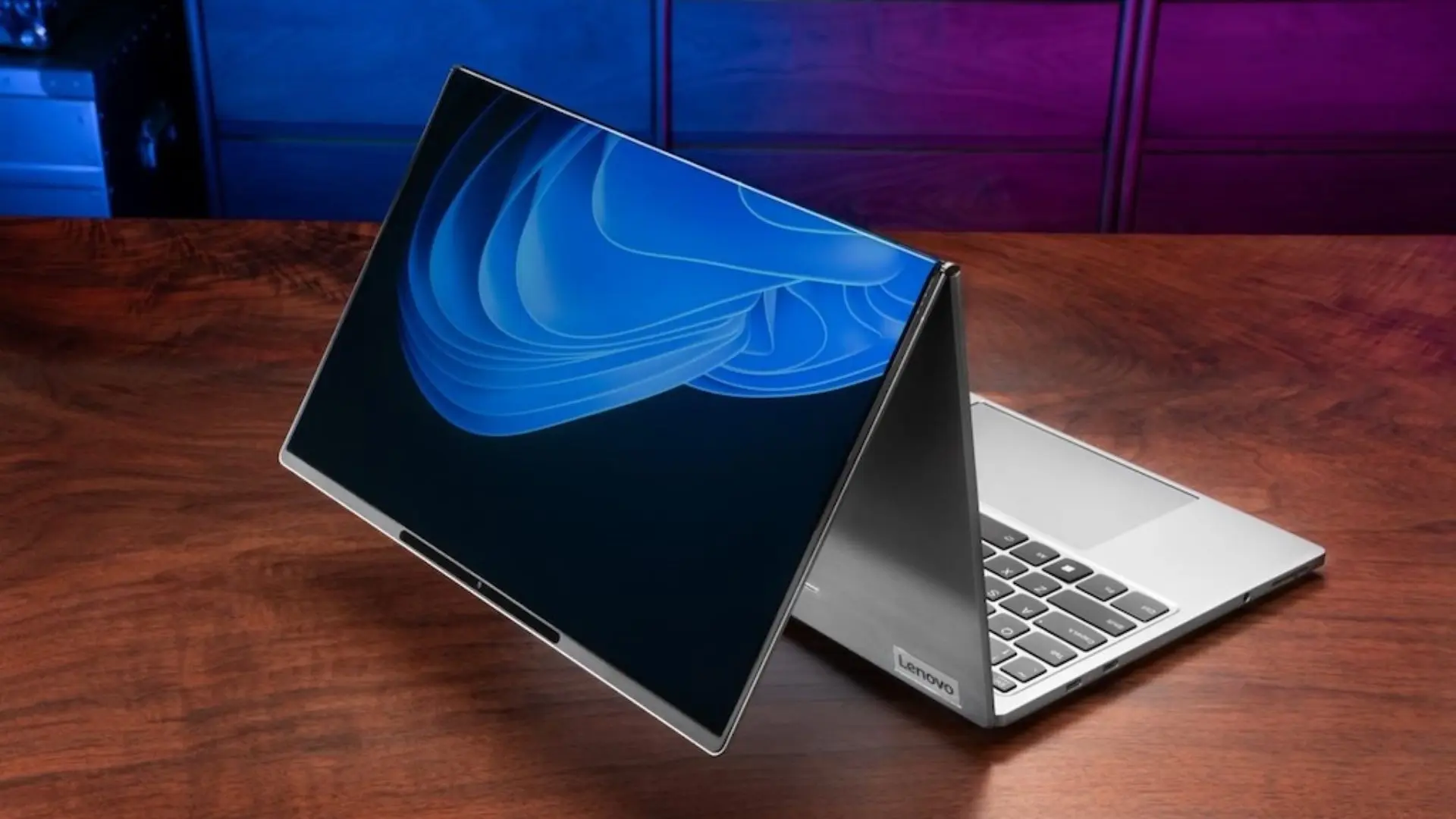 Lenovo ra mắt laptop màn hình gập Lenovo Thinkbook Flip tại MWC 2025 2 ThinkBook Flip với hiệu năng mạnh mẽ