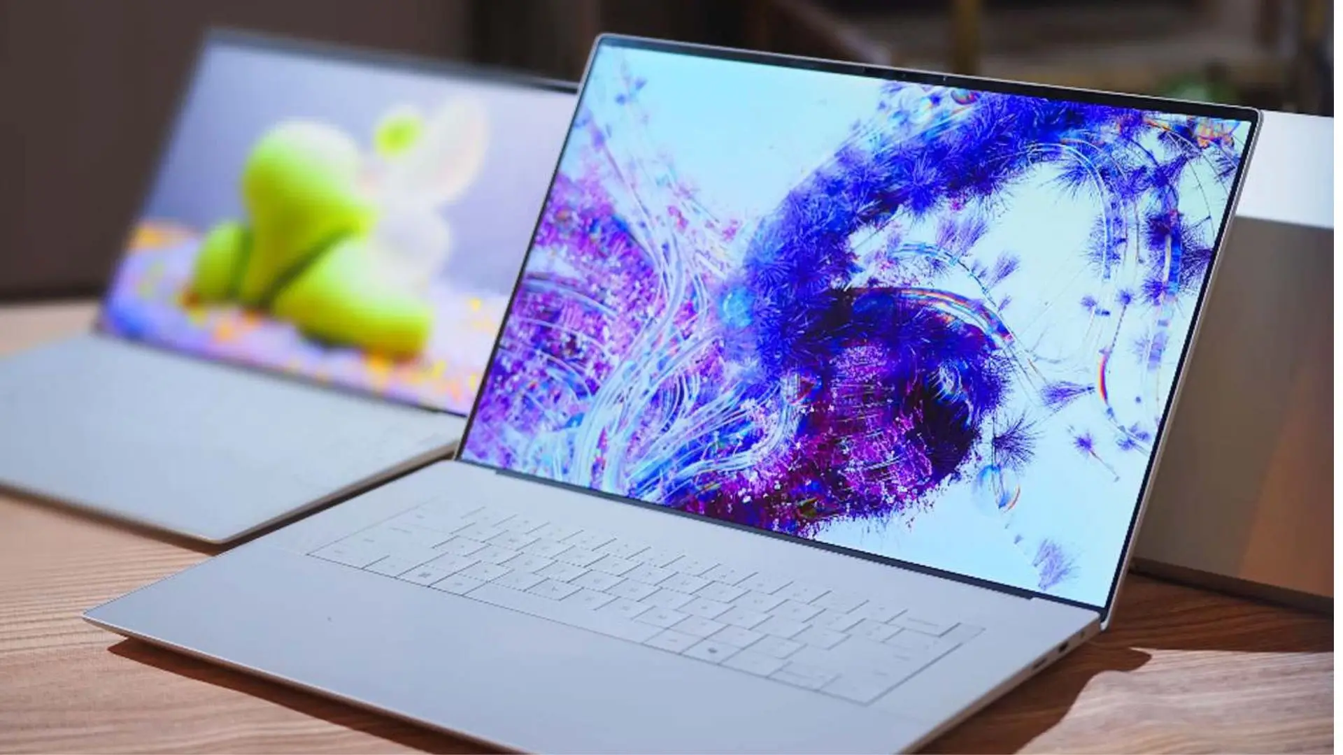 So sánh chip Intel và AMD: Chip nào mạnh hơn? Nên chọn CPU Intel hay AMD để phù hợp? 13 Màn hình của Dell XPS 13 9340 sắc nét, viền mỏng hiện thị mãn nhãn