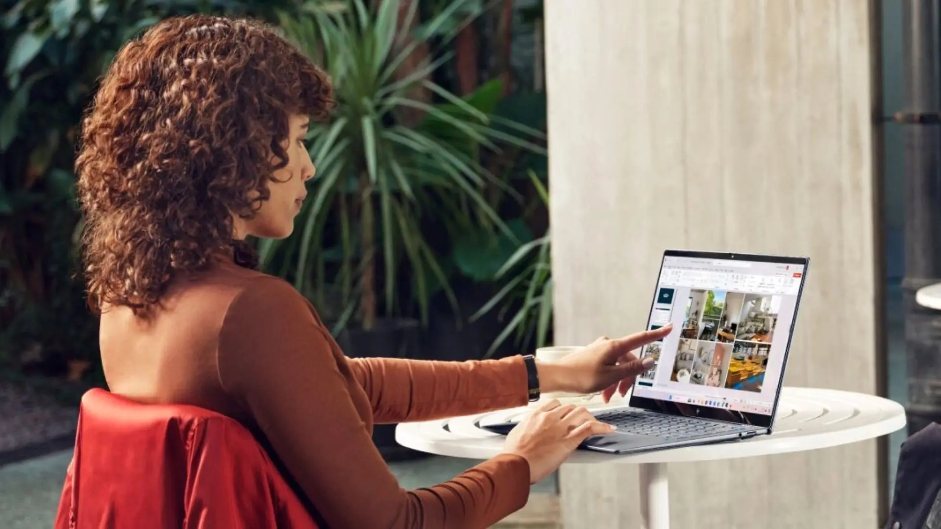 HP Omnibook X 14 và Surface Laptop 7 đa dạng cấu hinhfcho người dùng lựa chọn