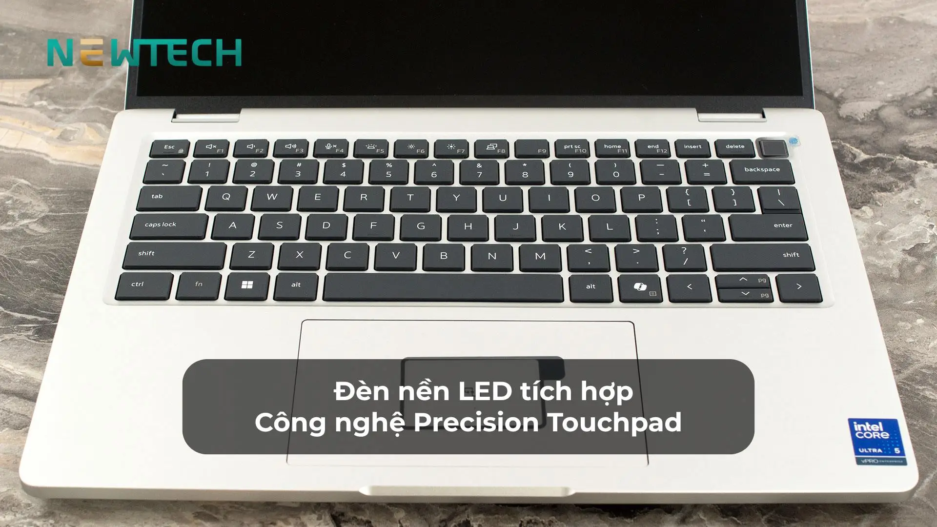 Bàn phím full size gõ êm, phản hồi nhanh