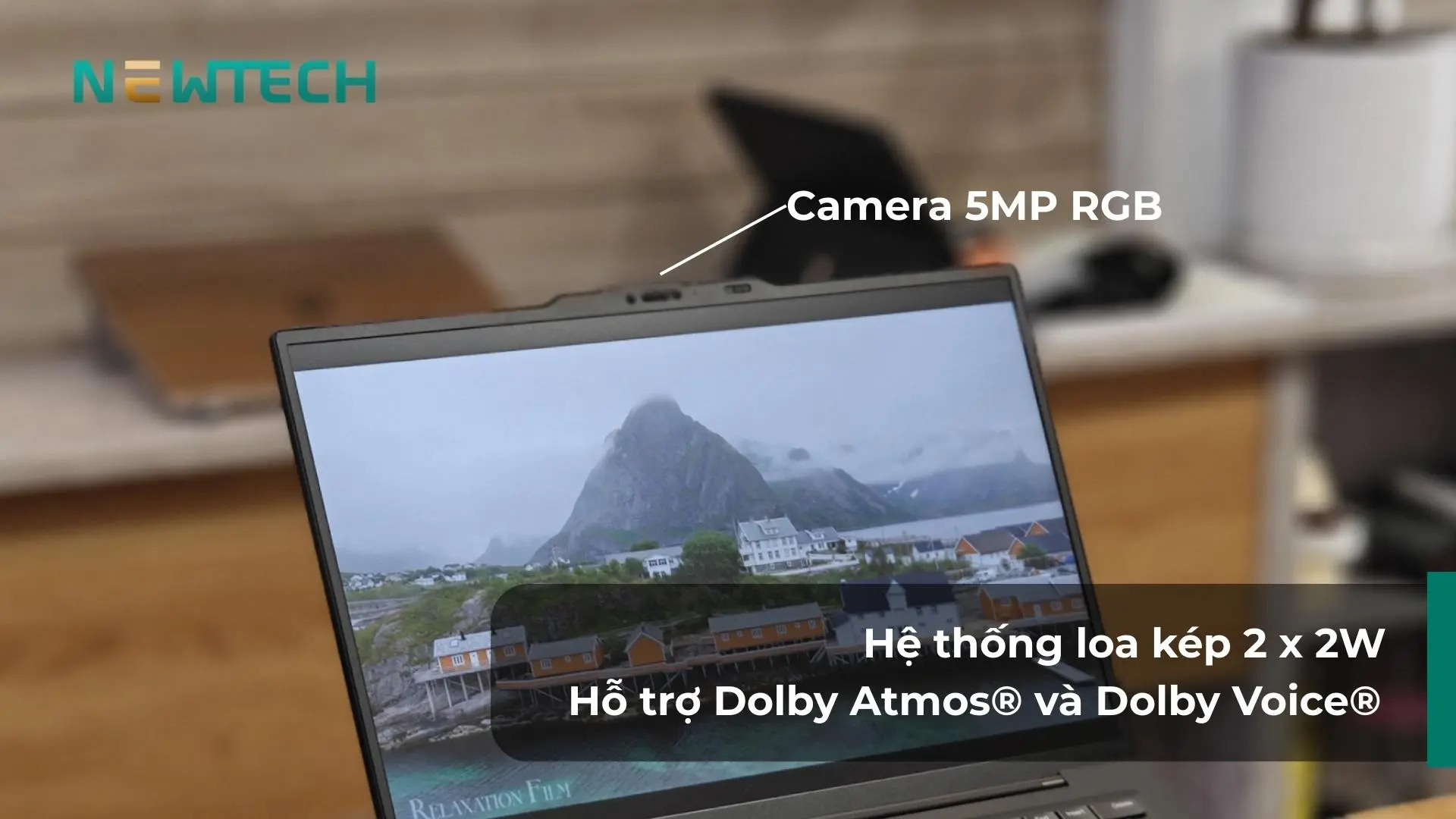 Camera Full HD họp trực tuyến tốt, loa công suất ổn định